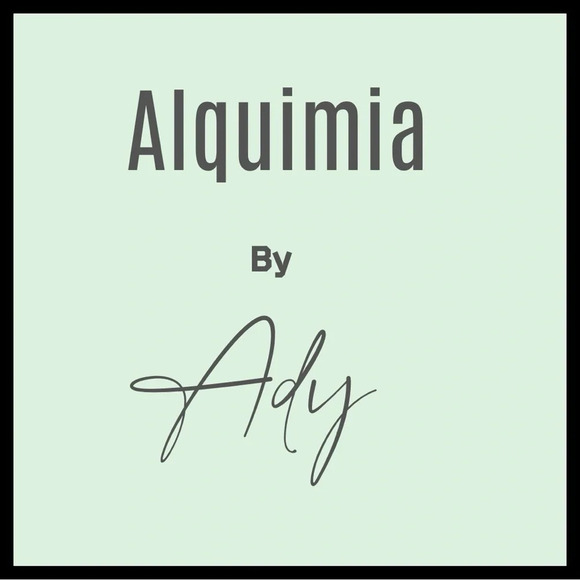 Chunky white dangle hearts mini gold hoops earrings Lolita style - Picture 4 of 4